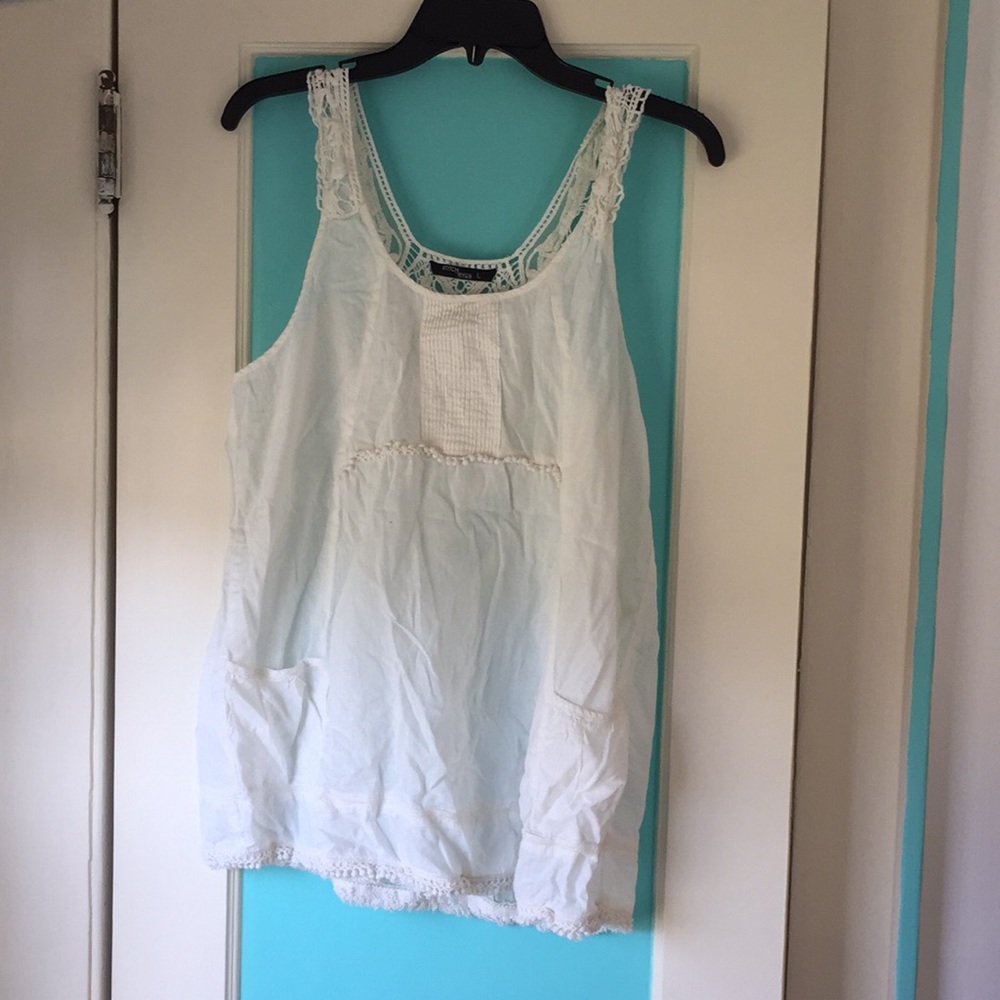 Pretty off white tank top